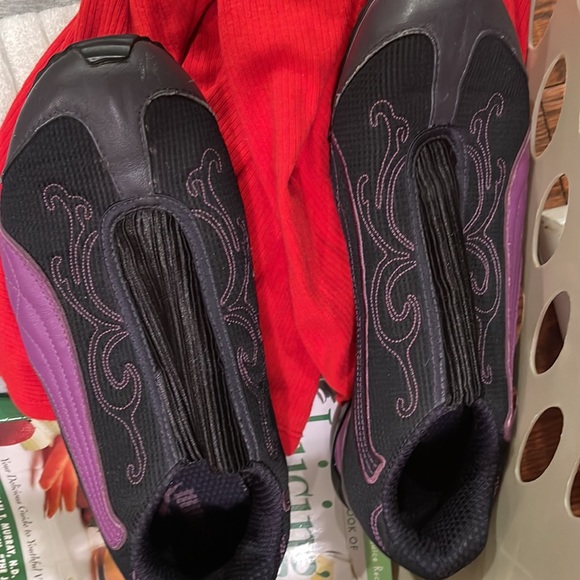 Puma size 8 purple black limited edition from Europe slip on sneakers rare - Picture 7 of 7